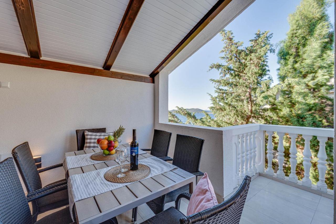 Apartments Fijan Драге Екстер'єр фото